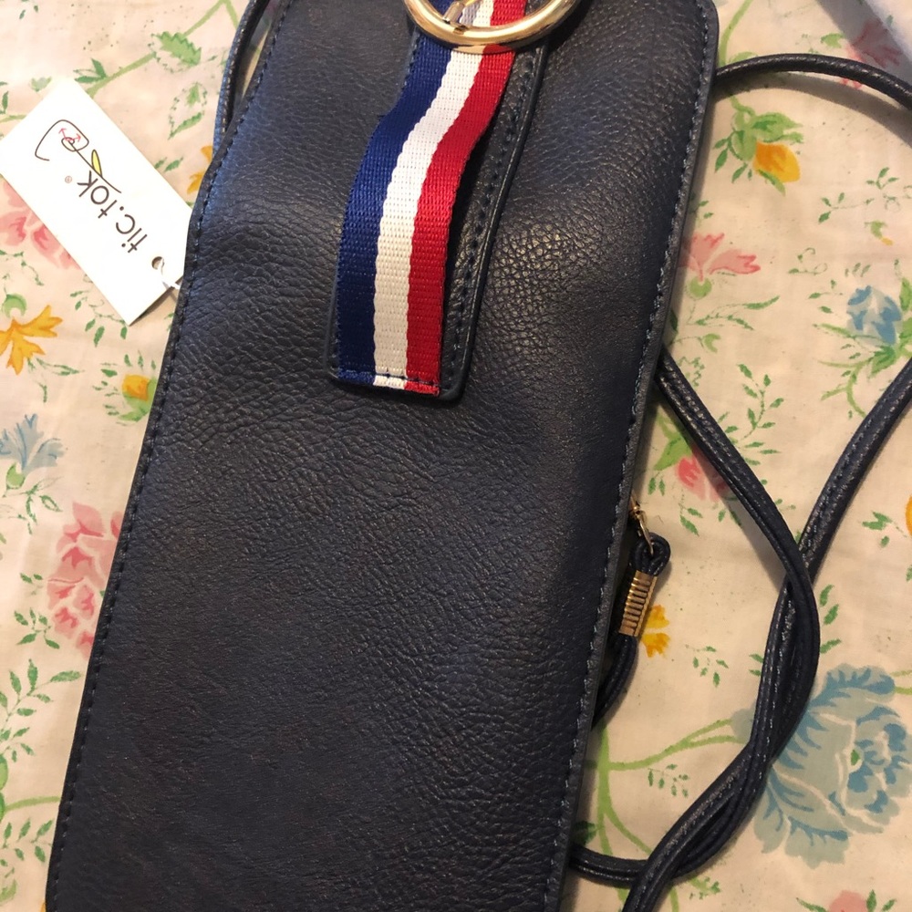 Purse - Picture 3 of 4